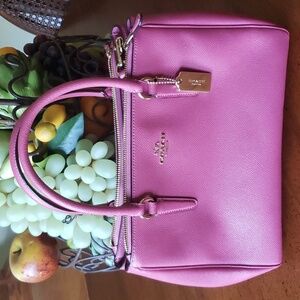 💞 COACH CONVERTABLE PURSE